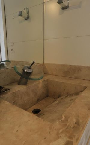 Apartamento à venda com 63m², 2 quartos e sem vagaBanheiro