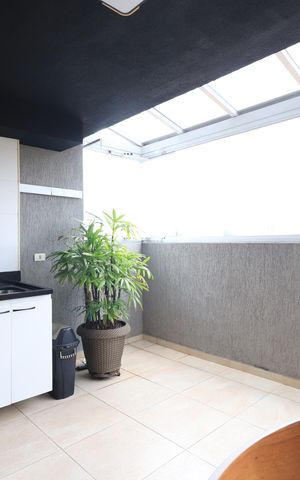 Apartamento à venda com 63m², 2 quartos e sem vagaSacada