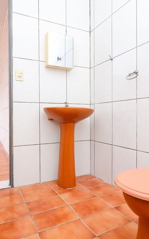 Casa para alugar com 50m², 1 quarto e sem vaga Casa para alugar com 50m², 1 quarto e sem vagaBanheiro