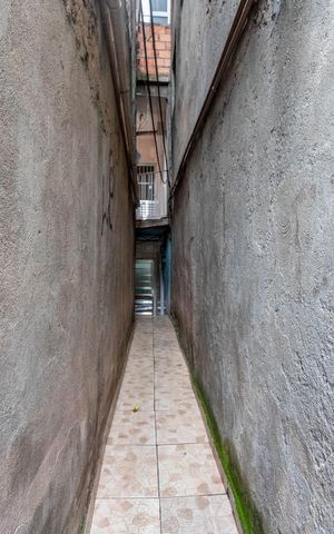 Casa à venda com 70m², 2 quartos e sem vaga