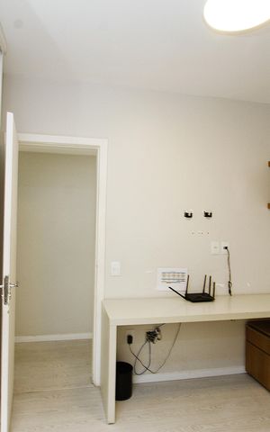 Apartamento à venda com 212m², 4 quartos e 2 vagasQuarto 4