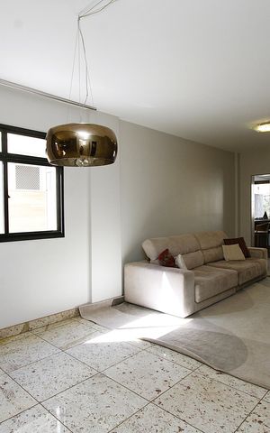 Apartamento à venda com 212m², 4 quartos e 2 vagasSala
