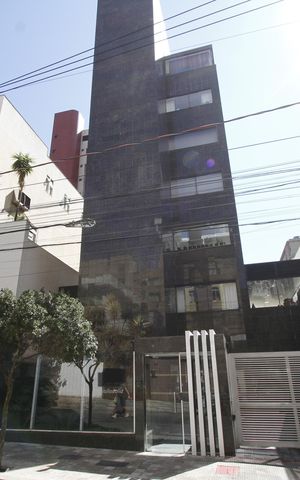 Apartamento à venda com 212m², 4 quartos e 2 vagasFachada do Prédio