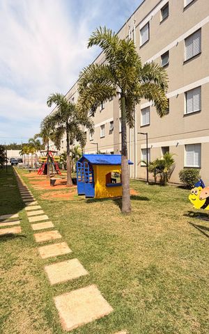 Apartamento para alugar com 46m², 2 quartos e 1 vaga Apartamento para alugar com 46m², 2 quartos e 1 vagaÁrea comum - Playground