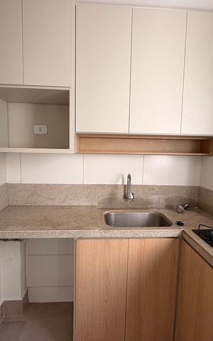 Apartamento para alugar com 46m², 2 quartos e 1 vaga Apartamento para alugar com 46m², 2 quartos e 1 vagaCozinha e Área de Serviço