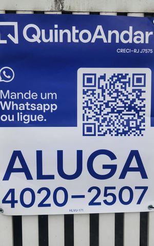 Casa para alugar com 115m², 3 quartos e 1 vaga Casa para alugar com 115m², 3 quartos e 1 vagaFachada