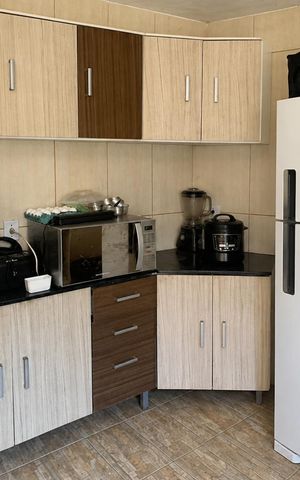 Casa à venda com 280m², 4 quartos e 2 vagas Casa à venda com 280m², 4 quartos e 2 vagasCozinha