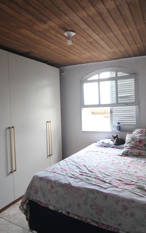 Casa à venda com 363m², 2 quartos e 2 vagasQuarto / casa 2