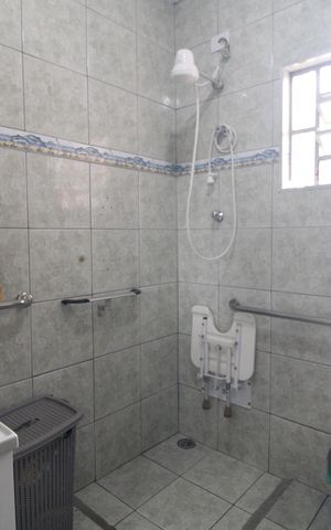Casa à venda com 150m², 3 quartos e 3 vagasBanheiro