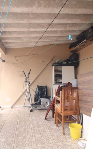 Casa à venda com 150m², 3 quartos e 3 vagasVaranda 1