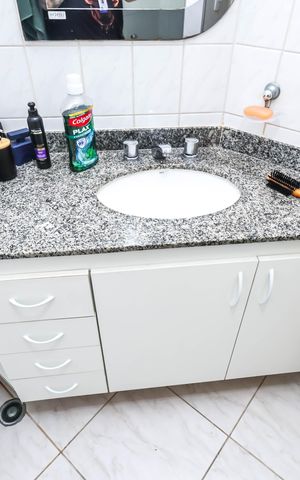 Apartamento à venda com 85m², 2 quartos e 2 vagasBanheiro Social