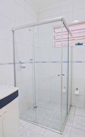 Casa para alugar com 350m², 5 quartos e 2 vagasBanheiro