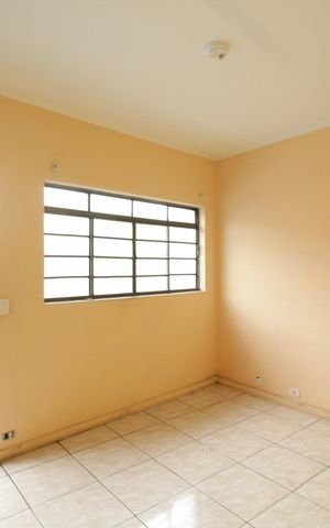 Casa para alugar com 90m², 1 quarto e sem vaga Casa para alugar com 90m², 1 quarto e sem vagaSala