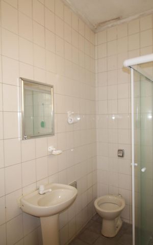 Casa para alugar com 90m², 1 quarto e sem vaga Casa para alugar com 90m², 1 quarto e sem vagaBanheiro