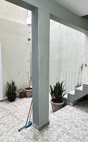 Casa para alugar com 171m², 2 quartos e 2 vagas Casa para alugar com 171m², 2 quartos e 2 vagasQuintal