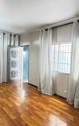 Casa para alugar com 171m², 2 quartos e 2 vagas Casa para alugar com 171m², 2 quartos e 2 vagasSala