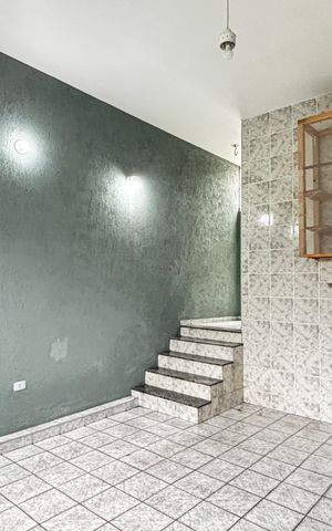 Casa para alugar com 171m², 2 quartos e 2 vagas Casa para alugar com 171m², 2 quartos e 2 vagasGaragem