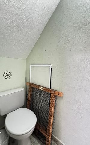 Casa para alugar com 171m², 2 quartos e 2 vagas Casa para alugar com 171m², 2 quartos e 2 vagasLavabo