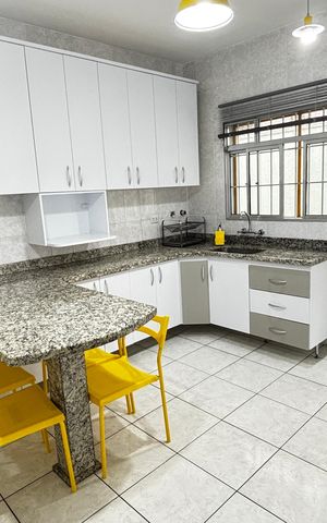 Casa para alugar com 171m², 2 quartos e 2 vagas Casa para alugar com 171m², 2 quartos e 2 vagasCozinha