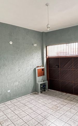 Casa para alugar com 171m², 2 quartos e 2 vagas Casa para alugar com 171m², 2 quartos e 2 vagasGaragem