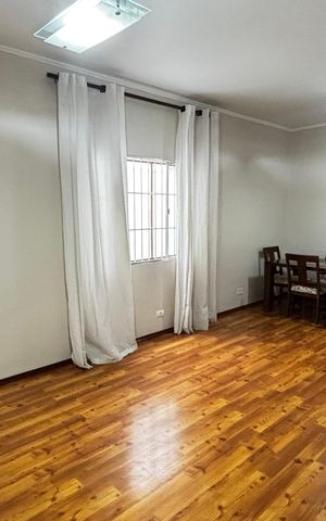 Casa para alugar com 171m², 2 quartos e 2 vagas Casa para alugar com 171m², 2 quartos e 2 vagasSala