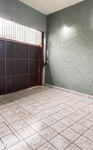 Casa para alugar com 171m², 2 quartos e 2 vagas Casa para alugar com 171m², 2 quartos e 2 vagasGaragem