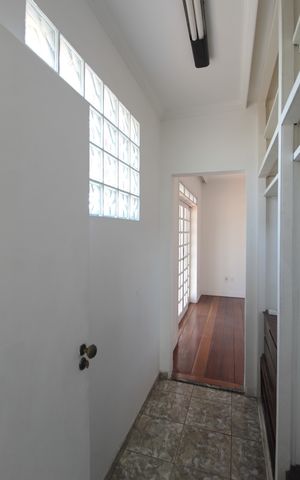 Casa à venda com 360m², 3 quartos e 3 vagasCloset da Suite