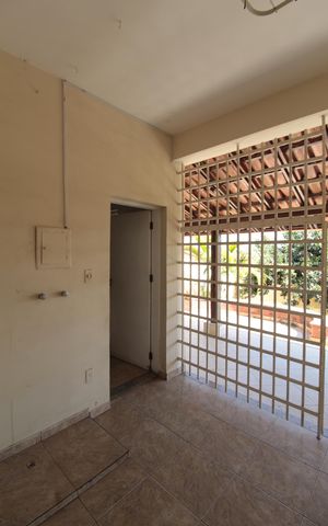 Casa à venda com 360m², 3 quartos e 3 vagasÁrea de Serviço