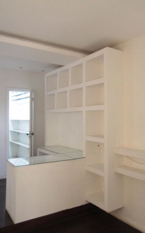 Casa à venda com 360m², 3 quartos e 3 vagasSala de TV