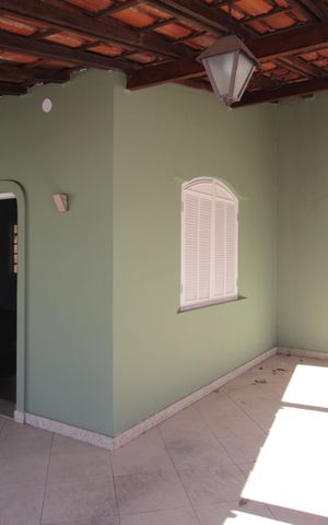 Casa à venda com 360m², 3 quartos e 3 vagasFachada