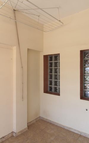 Casa à venda com 360m², 3 quartos e 3 vagasÁrea de Serviço