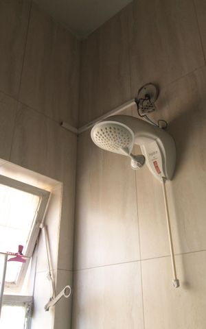 Casa à venda com 360m², 3 quartos e 3 vagasBanheiro Social 2