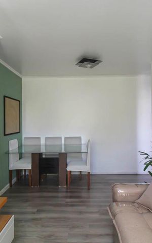 Apartamento à venda com 64m², 3 quartos e 1 vaga Apartamento à venda com 64m², 3 quartos e 1 vagaSala