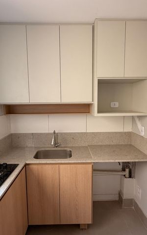 Apartamento para alugar com 46m², 2 quartos e 1 vaga Apartamento para alugar com 46m², 2 quartos e 1 vagaCozinha e Área de Serviço