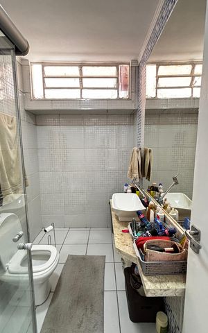 Casa à venda com 198m², 3 quartos e 5 vagas Casa à venda com 198m², 3 quartos e 5 vagasBanheiro da Suíte
