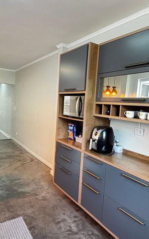 Casa à venda com 198m², 3 quartos e 5 vagas Casa à venda com 198m², 3 quartos e 5 vagasCozinha