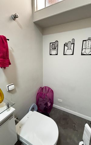 Casa à venda com 198m², 3 quartos e 5 vagas Casa à venda com 198m², 3 quartos e 5 vagasBanheiro