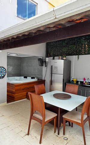 Casa à venda com 198m², 3 quartos e 5 vagas Casa à venda com 198m², 3 quartos e 5 vagasQuintal