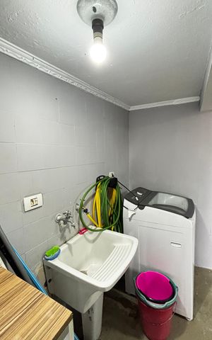 Casa à venda com 198m², 3 quartos e 5 vagas Casa à venda com 198m², 3 quartos e 5 vagasGaragem - Area de Serviço
