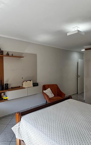 Casa à venda com 198m², 3 quartos e 5 vagas Casa à venda com 198m², 3 quartos e 5 vagasSuite