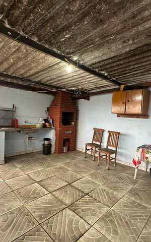 Casa à venda com 213m², 3 quartos e 1 vaga Casa à venda com 213m², 3 quartos e 1 vagaChurrasqueira