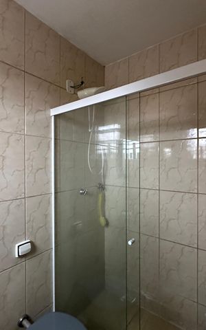 Casa à venda com 213m², 3 quartos e 1 vaga Casa à venda com 213m², 3 quartos e 1 vagaBanheiro da Suíte