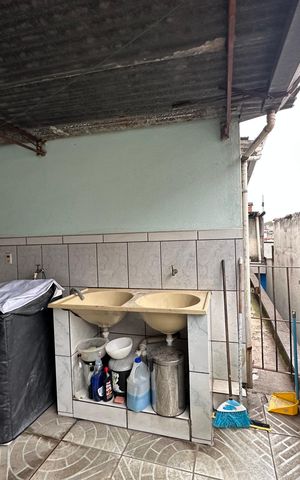 Casa à venda com 213m², 3 quartos e 1 vaga Casa à venda com 213m², 3 quartos e 1 vagaÁrea de Serviço