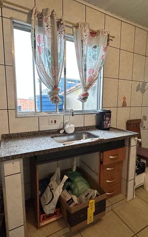 Casa à venda com 213m², 3 quartos e 1 vaga Casa à venda com 213m², 3 quartos e 1 vagaSala/Cozinha
