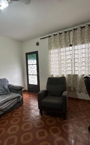 Casa à venda com 213m², 3 quartos e 1 vaga Casa à venda com 213m², 3 quartos e 1 vagaSala