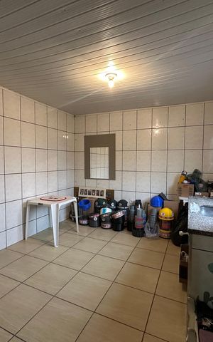 Casa à venda com 213m², 3 quartos e 1 vaga Casa à venda com 213m², 3 quartos e 1 vagaSala/Cozinha