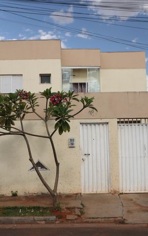 Apartamento para alugar com 70m², 2 quartos e 1 vagaFachada