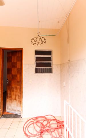 Casa para alugar com 350m², 4 quartos e 6 vagasÁrea de Serviço