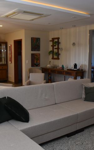 Casa para alugar com 480m², 3 quartos e 4 vagas Casa para alugar com 480m², 3 quartos e 4 vagasSala