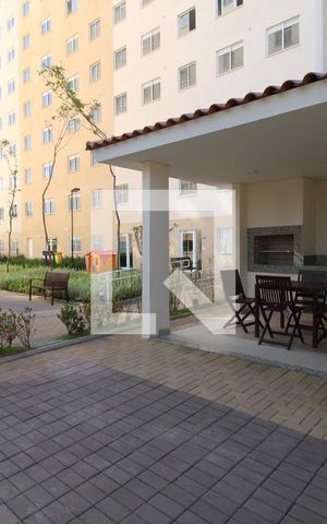 Apartamento à venda com 27m², 1 quarto e sem vaga Apartamento à venda com 27m², 1 quarto e sem vagaChurrasqueira